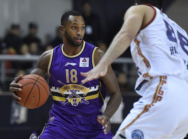 包含青海男篮豪取大胜，实力强劲，主教练赞不绝口的词条